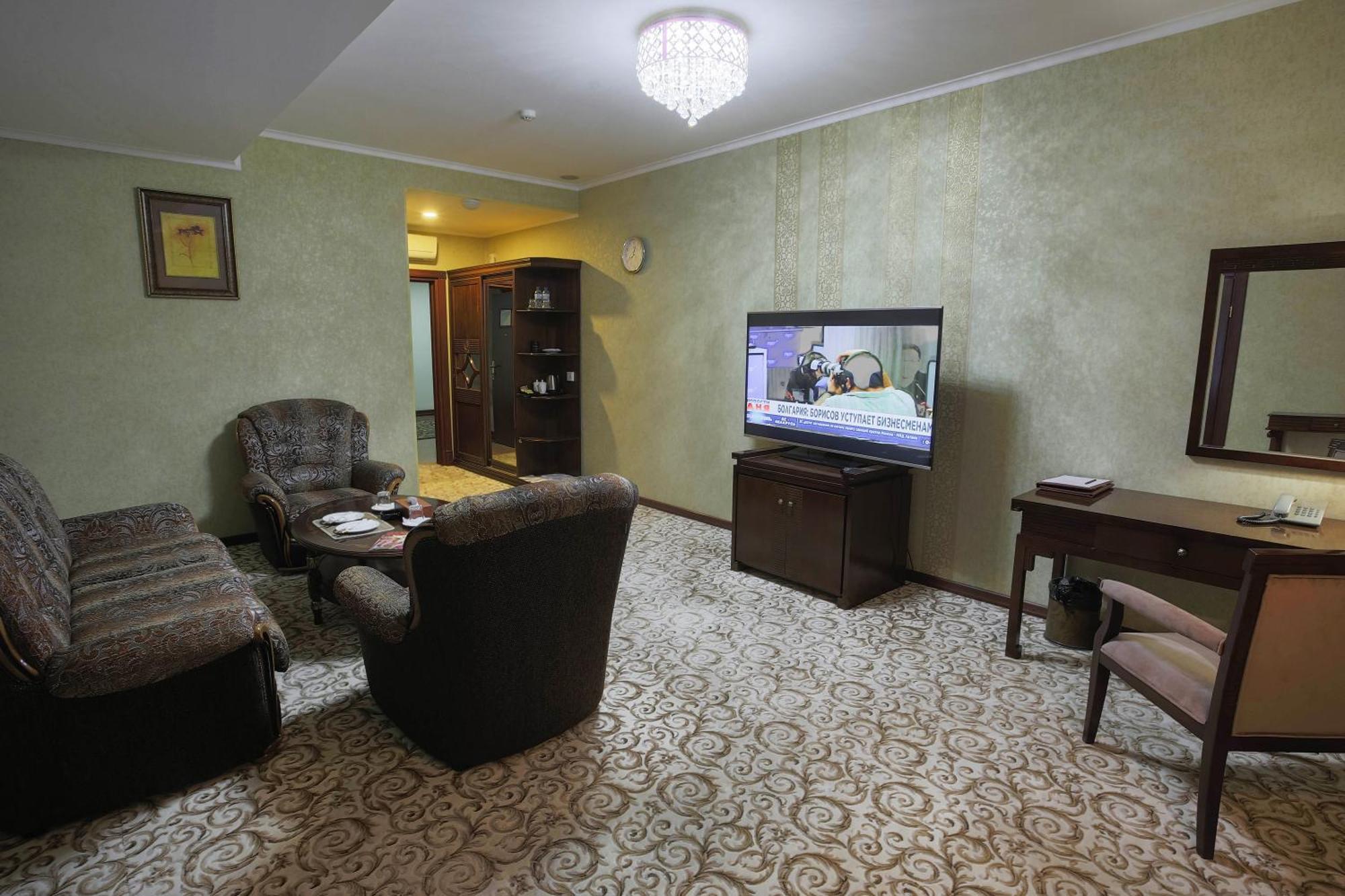 Zargaron Plaza Hotel Buxoro Luaran gambar