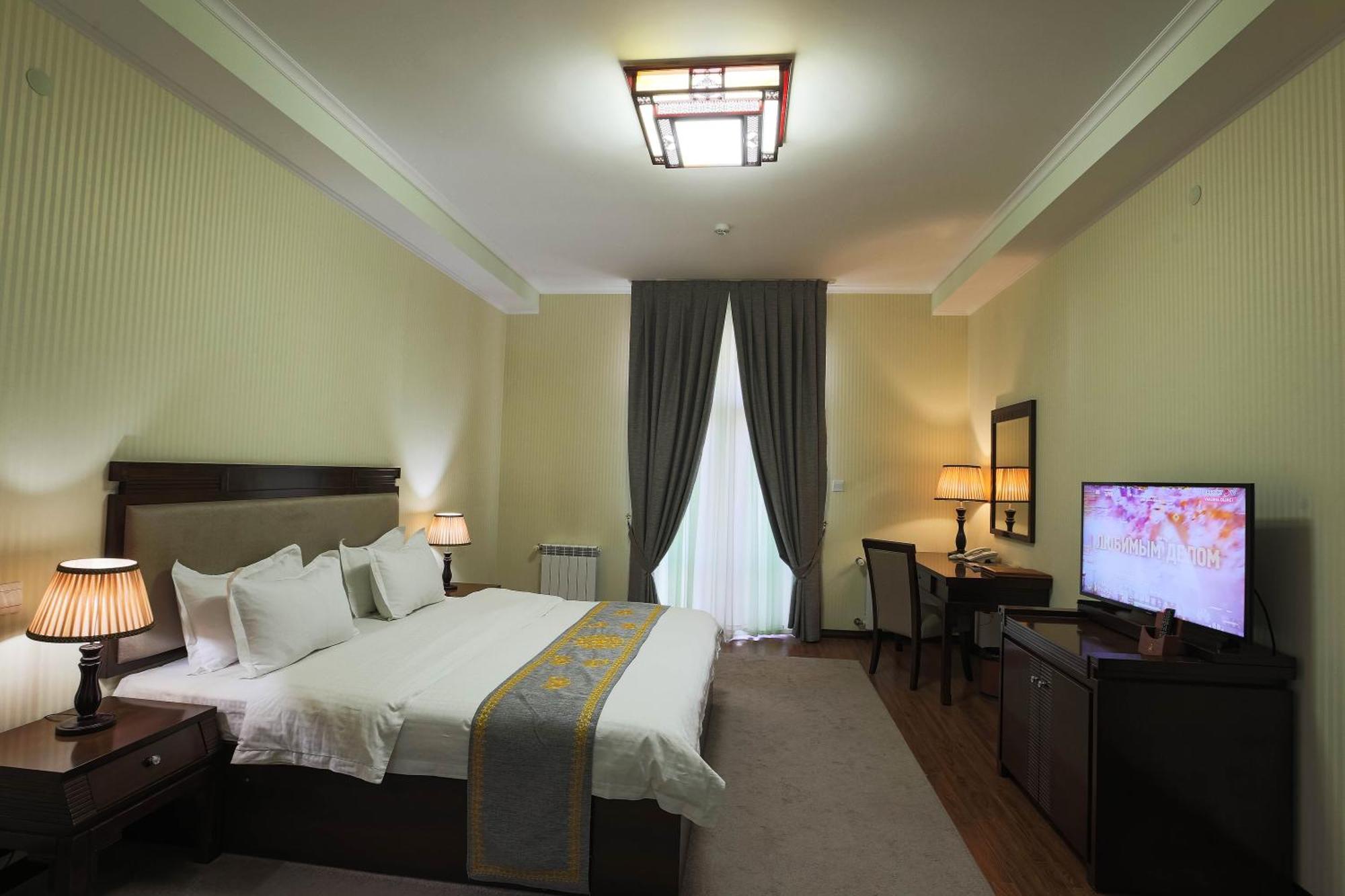 Zargaron Plaza Hotel Buxoro Luaran gambar