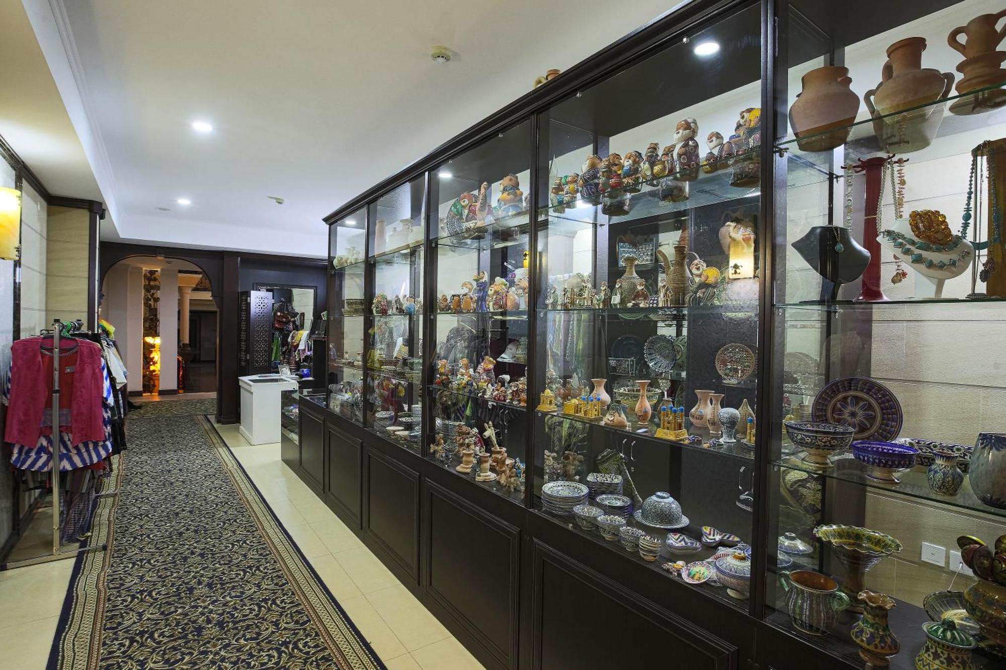 Zargaron Plaza Hotel Buxoro Luaran gambar