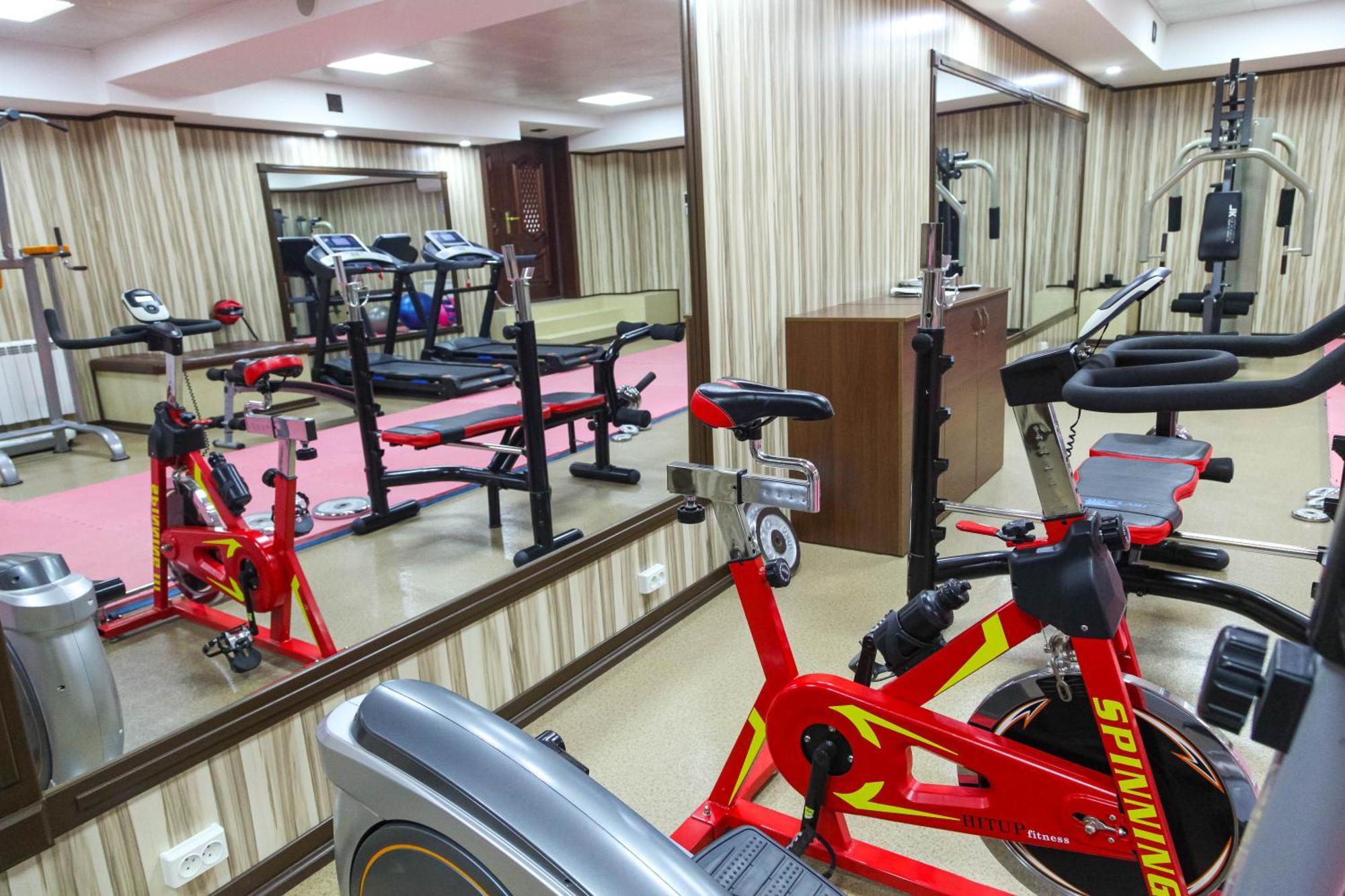 Zargaron Plaza Hotel Buxoro Luaran gambar